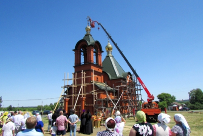 ХРАМ СВЯТЫХ БЕССЕРЕБРЕНИКОВ КОСЬМЫ И ДАМИАНА.
